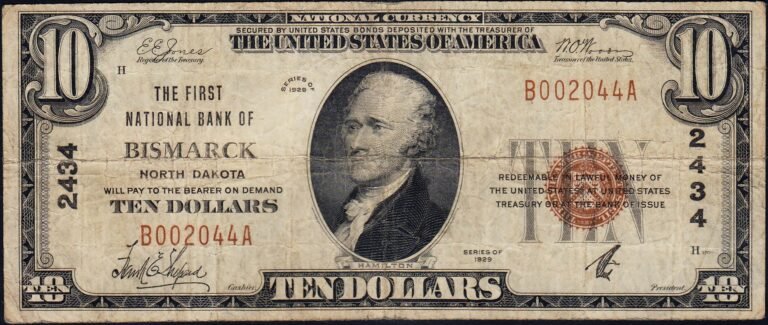 This image features an 1929 $10 North Dakota National Banknote.